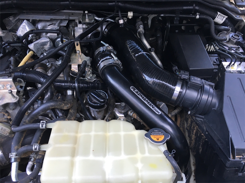 Navara ST-X / Pathfinder 550 V6 High Flow Intake Hose - Plazmaman.com